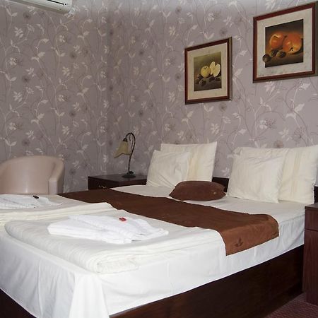 סומבור Guest House Prenociste Piccolina חדר תמונה