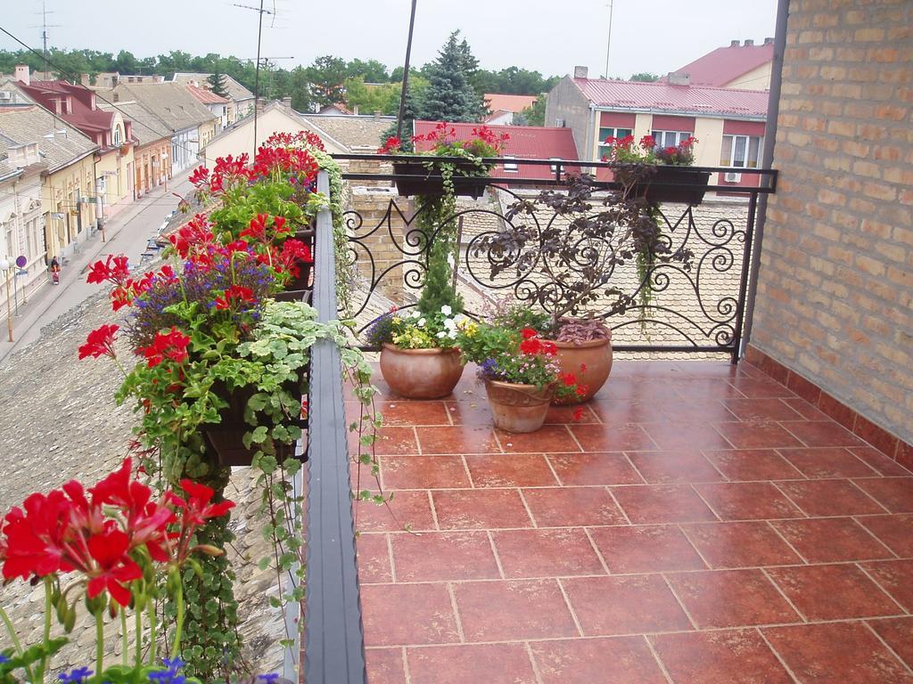 סומבור Guest House Prenociste Piccolina מראה חיצוני תמונה