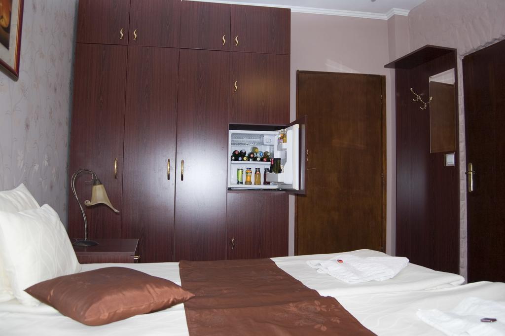 סומבור Guest House Prenociste Piccolina חדר תמונה